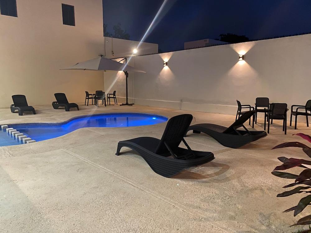 Hotel Ambra بلايا ديل كارمن المظهر الخارجي الصورة